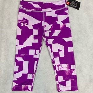 NWT!! Size 5 Girls’ Under Armour Confetti Capris